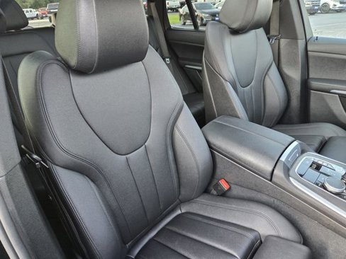 Used 2022 BMW X5 sDrive40i w/ Premium Package image 39