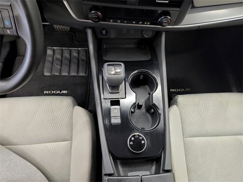 Used 2024 Nissan Rogue SV image 26