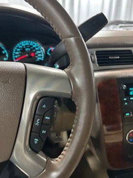 Used 2011 Chevrolet Silverado 2500 LTZ image 31
