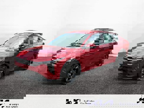 New 2025 Kia K4 LXS image 1