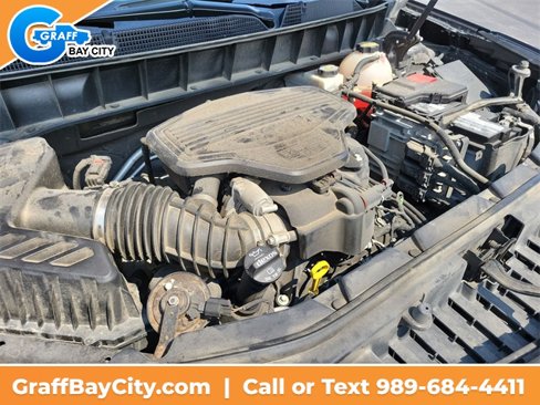 Used 2018 Cadillac XT5 Luxury w/ Driver Awareness Package image 30