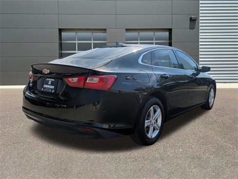 Used 2023 Chevrolet Malibu LS image 7