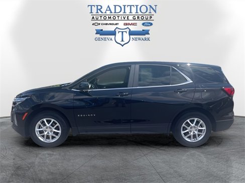 Used 2024 Chevrolet Equinox LT image 2