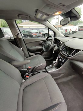 Used 2019 Chevrolet Trax LS image 9