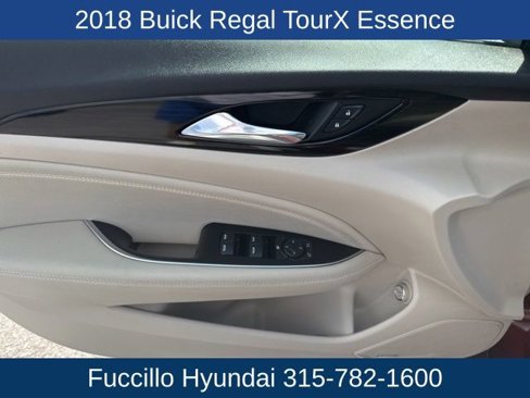 Used 2018 Buick Regal Essence w/ Driver Confidence Package #1 image 16