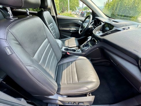 Used 2016 Ford Escape Titanium image 14