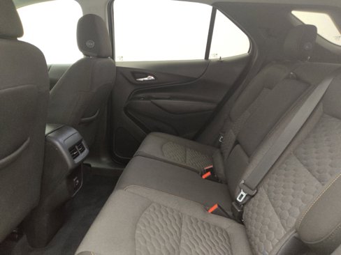 Used 2020 Chevrolet Equinox LT image 18