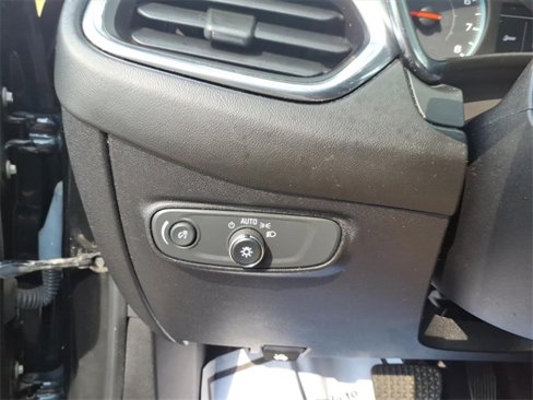 Used 2018 Chevrolet Equinox LS image 13