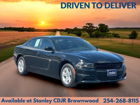 Used 2022 Dodge Charger SXT image 1