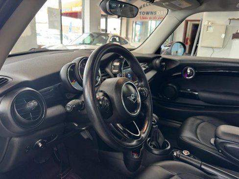 Used 2019 MINI Cooper 2-Door Hardtop image 36