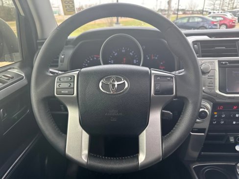 Used 2013 Toyota 4Runner SR5 image 15
