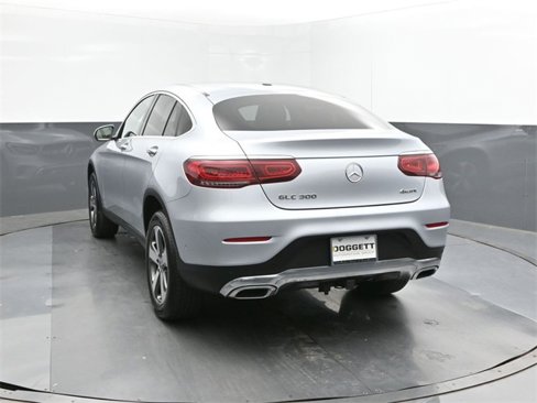 Used 2023 Mercedes-Benz GLC 300 4MATIC Coupe image 8
