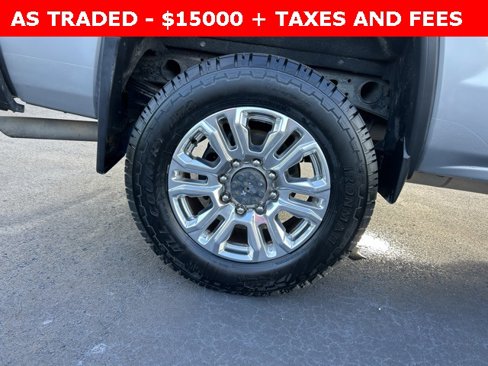 Used 2015 GMC Sierra 2500 SLT w/ Suspension Package, Off-Road image 7