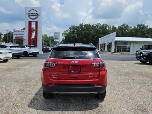 Used 2023 Jeep Compass Limited image 8