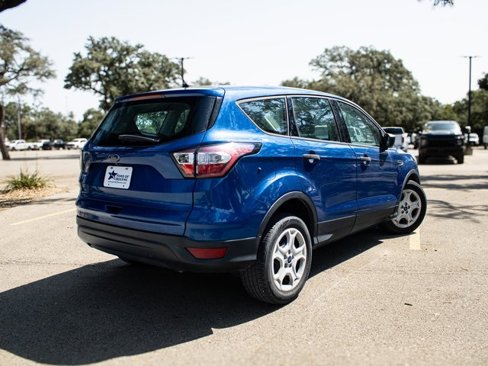 Used 2017 Ford Escape S image 5