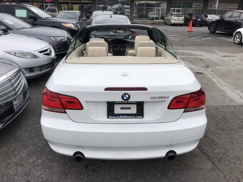 Used 2008 BMW 335i Convertible image 21
