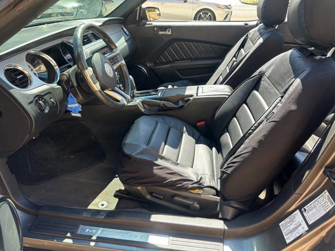 Used 2013 Ford Mustang Premium image 10