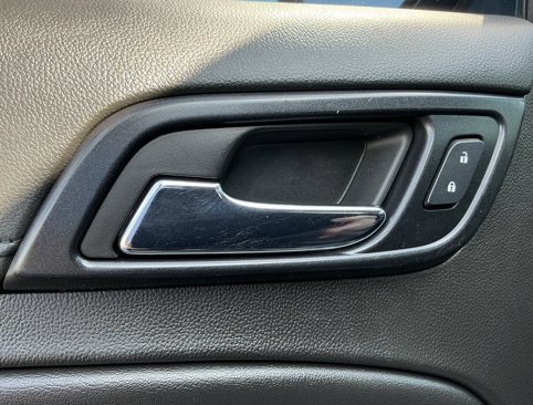 Used 2017 Chevrolet Suburban LT image 70