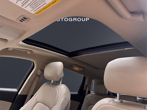 Used 2016 Lincoln MKX Reserve w/ Climate Package image 17