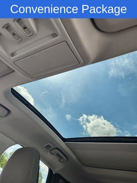 Certified 2022 Ford Escape SE w/ SE Sport Appearance Package image 5