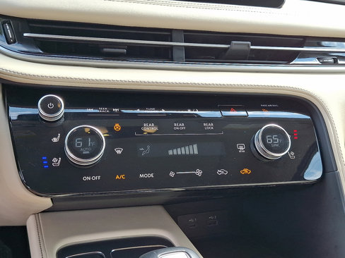 Certified 2022 INFINITI QX60 Luxe w/ Cargo Package image 17