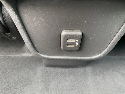 Used 2021 Chevrolet Equinox LS image 13