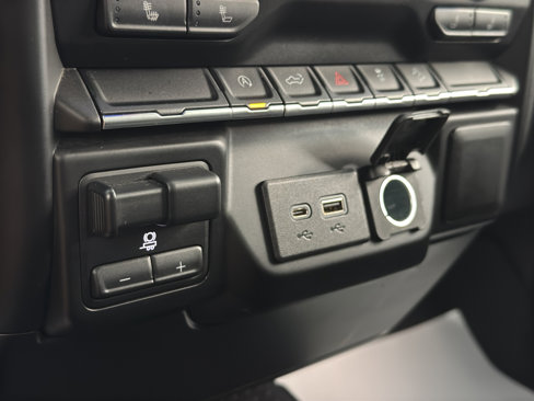 Used 2019 Chevrolet Silverado 1500 RST image 27