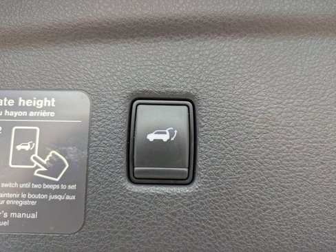 Used 2022 INFINITI QX50 Essential image 13