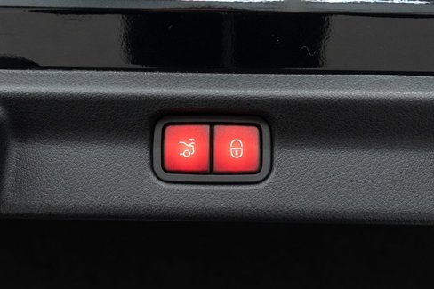 Used 2023 Mercedes-Benz EQE 500 4MATIC Sedan image 37