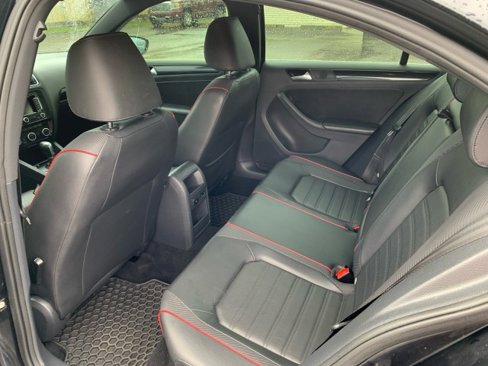 Used 2014 Volkswagen Jetta GLI image 12