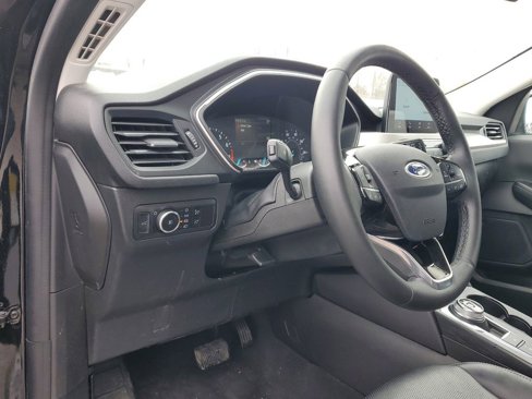 Used 2022 Ford Escape SEL image 18