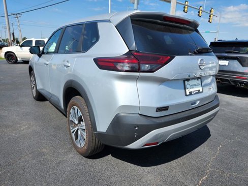 Used 2023 Nissan Rogue SV image 7