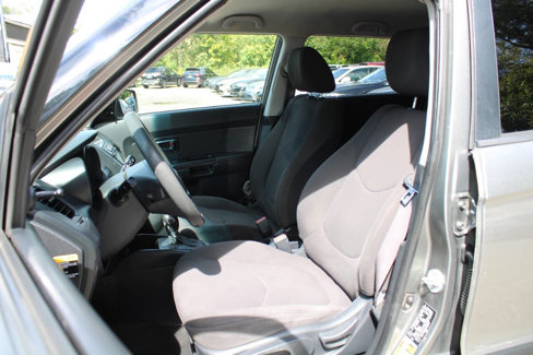 Used 2013 Kia Soul image 23