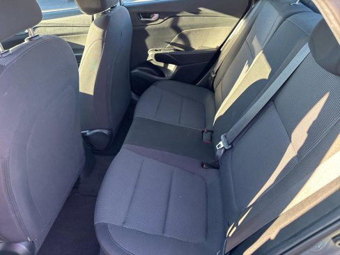 Used 2021 Hyundai Accent SE w/ Cargo Package image 15
