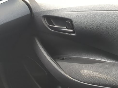 Used 2024 Toyota Corolla LE image 23