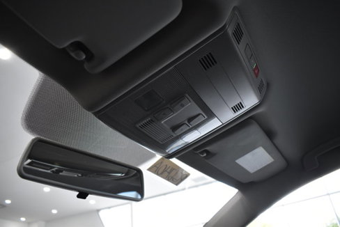 Used 2021 Volkswagen Jetta S w/ Driver Assistance Package image 33