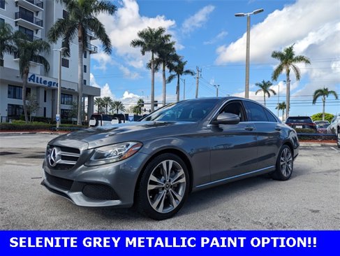 Used 2018 Mercedes-Benz C 300 Sedan image 4