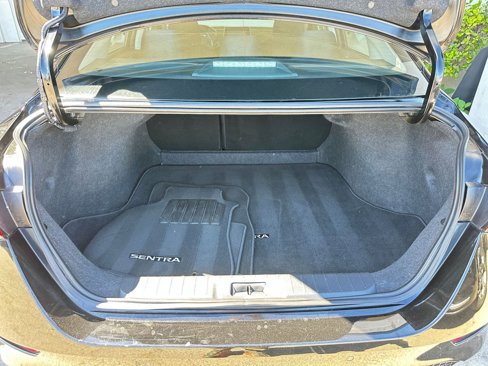 Used 2024 Nissan Sentra SV image 31