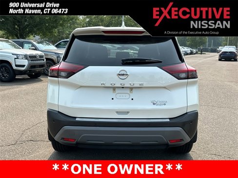 Certified 2021 Nissan Rogue SV image 3