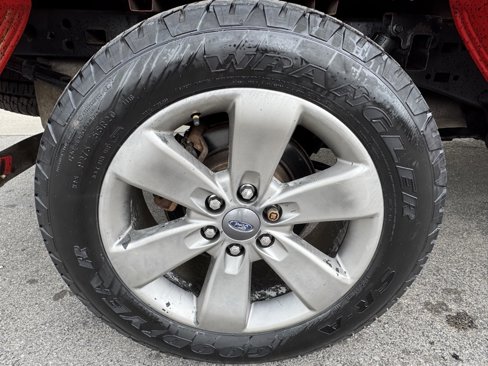 Used 2016 Ford F150 XLT w/ Equipment Group 302A Luxury image 42