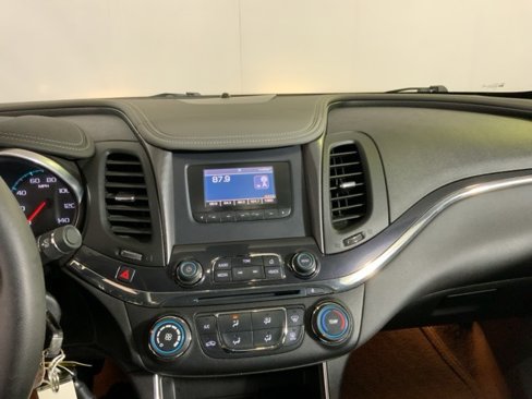 Used 2014 Chevrolet Impala LS w/ LS Convenience Package image 16