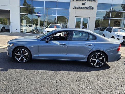 Certified 2024 Volvo S60 B5 Core image 4