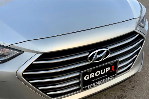 Used 2018 Hyundai Elantra SE image 27