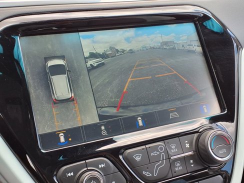 Used 2020 Chevrolet Bolt Premier w/ Infotainment Package image 13