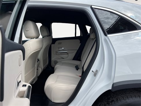 New 2025 Mercedes-Benz GLA 250 4MATIC image 13