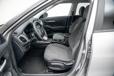 Used 2021 Kia Seltos LX image 2