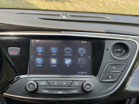 Used 2020 Buick Envision Essence image 35