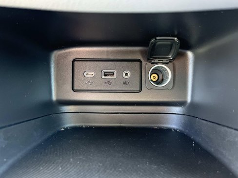 Certified 2023 Chevrolet Equinox LS image 23