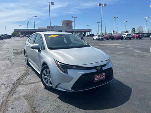 Used 2023 Toyota Corolla LE image 2