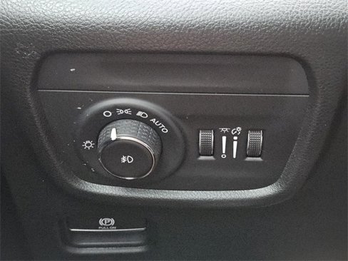 Used 2022 Jeep Grand Cherokee L Overland image 21